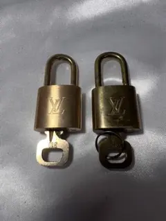 ルイ ヴィトン 南京錠&キーセット(2個入り) w3826-0318-1-1 - メルカリ