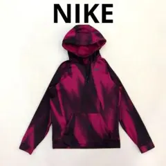 ナイキ　NIKE　プルオーバーパーカー　フーディ