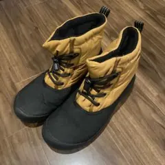 Item thumbnail for item 3d2a29e7-97e5-4efb-8075-5b8c104c8ac1