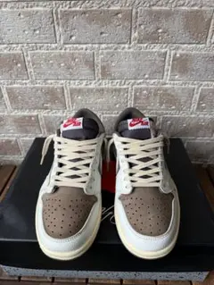 TravisScottNike AirJordanリバースモカのサムネイル