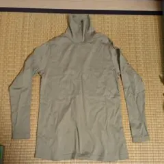 ハイネック長袖シャツ Mサイズ