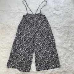 Rose Farm　小花総柄ショルダーストラップワイドパンツ　ブラック◆A48