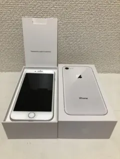 美品 Apple iPhone 8 シルバー SIMロック解除済み