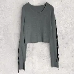 グレイル　ニット　グレー 　リボン　リブ編み　フリンジ　セーター　クルーネック