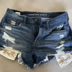 AMERICAN EAGLE ダメージデニムショートパンツ