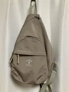 アネロ　ボディーバッグ