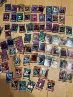 ら*K様 【仕分け無し】 300枚以上 遊戯王OCG カード まとめ ファイル