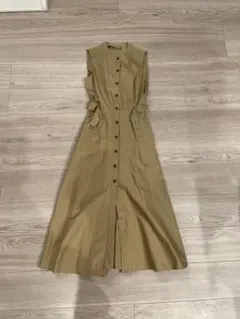 ZARA ベージュ ボタン付きマキシドレス S