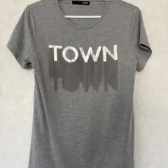 TOWN グレー 半袖Tシャツ