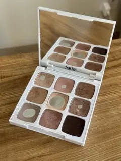 tarte tartelette アイシャドウパレット 9色のサムネイル