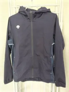 デサント　DESCENTE ブラックジャージ Mサイズ　メンズ　薄手
