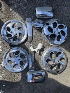 ISUZU 純正 メッキ ホイールキャップ 2枚セット - メルカリ