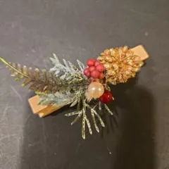 ハンドメイドのナチュラルクリスマスデコレーション スワッグクリップ