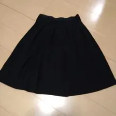UNIQLO ブラック フレアスカート Mサイズ　ウエストゴム