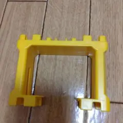 おもちゃ　部品