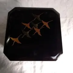 本日限定値下げ✨金色の鶴模様 八角形重箱二段