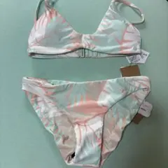 ボルコム　VOLCOM ビキニ　水着　ヤシのサムネイル