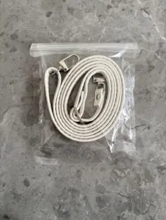 ホワイト レザー ショルダーストラップ