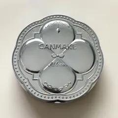 【未使用級】キャンメイク　イルミネイティング　フィニッシュパウダー　ミニサイズのサムネイル