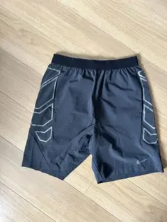 Nike Pro 陸上用パンツ S 黒 - メルカリ