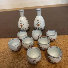 有田焼　西山造　錦松竹梅食器揃　お正月用食器セット　32ピース　オマケ付き 有田焼 西山造 錦松竹梅食器揃 お正月用食器セット 32ピース オマケ