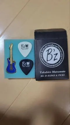 B'z Live-Gym Risky ツアーグッズ ピック、ピンバッチセット - メルカリ