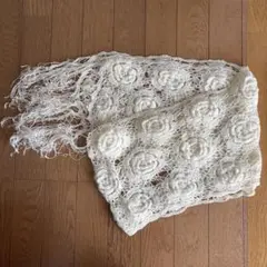 アイボリー 花モチーフ かぎ針編みストール