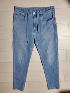 【④】UNIQLO EZY JEANS M ライトブルー
