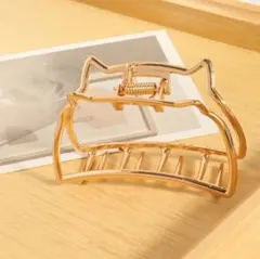 猫耳型ゴールドヘアクリップ