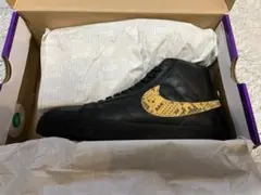 Supreme × Nike SB Blazer Mid 