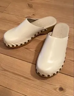Dansko サボ クロッグサンダル ホワイト - メルカリ