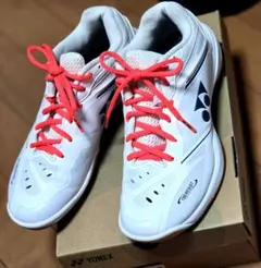 yonex　バドミントンシューズ　65Zスリム