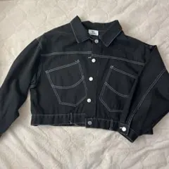 クロップドブラックジャケット