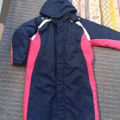 asics フード付き中綿コート ネイビー/ピンク