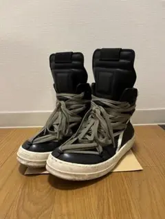 Item thumbnail for item 8a3ad617-7732-41e6-9677-fe4d91e28217