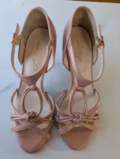ピンク　ハイヒール　パンプス　ストラップ付未使用