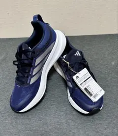 【新品】adidas ランニングシューズ 26.5cm