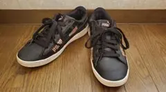 PUMA(プーマ)　スニーカー　ロゴ