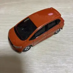 トミカ Honda FIT オレンジ
