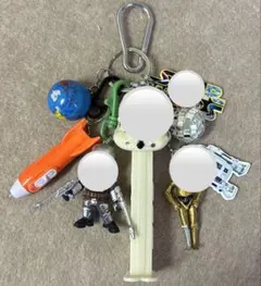 じゃらじゃらキーホルダー　ライト付き
