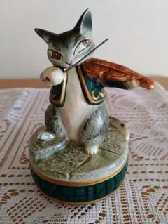 激レア】わちふぃーるど ボーンチャイナ ちょうだい ポーズ ダヤン 貯金箱 激レア】わちふぃーるど ボーンチャイナ ちょうだい ポーズ ダヤン