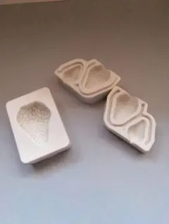 いちご型シリコン型 シリコンモールド　レジン　ハンドメイド
