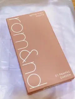 新品未開封☆ロムアンド　ベターザンパレット　01 パンパスガーデンのサムネイル
