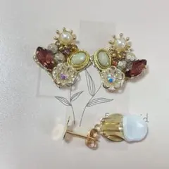 ハンドメイドイヤリング　ビジュー　パール