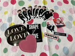 MONSTA X キヒョン サノクトレカ&ステッカー MONSTA X キヒョン サノクトレカ&ステッカー - メルカリ