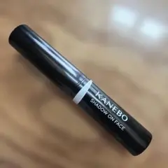 KANEBO シャドウオンフェース 01 Gimmick Taupeのサムネイル