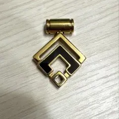 メルカリ規定でトップのみ Colantotte 幾何学デザイン ネックレス iBCDqQYpNxPTn4XWXmtoYm.jpg@jpg