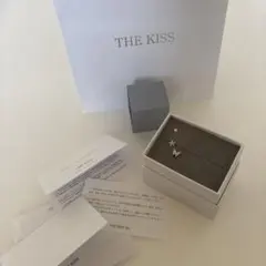 THE KISS 3点ピアス、蝶・花・一粒　未使用 最終価格です。のサムネイル