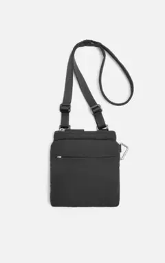 ZARA ブラック サコッシュ Mサイズ　開封のみ