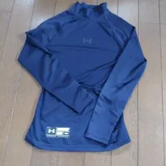 UNDER ARMOUR ダークネイビー 長袖 アンダーシャツ YMD　ジュニア
